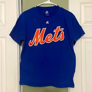 NY Met’s T-Shirt, Majestic Size Medium, Great Condition! Measurements Included
